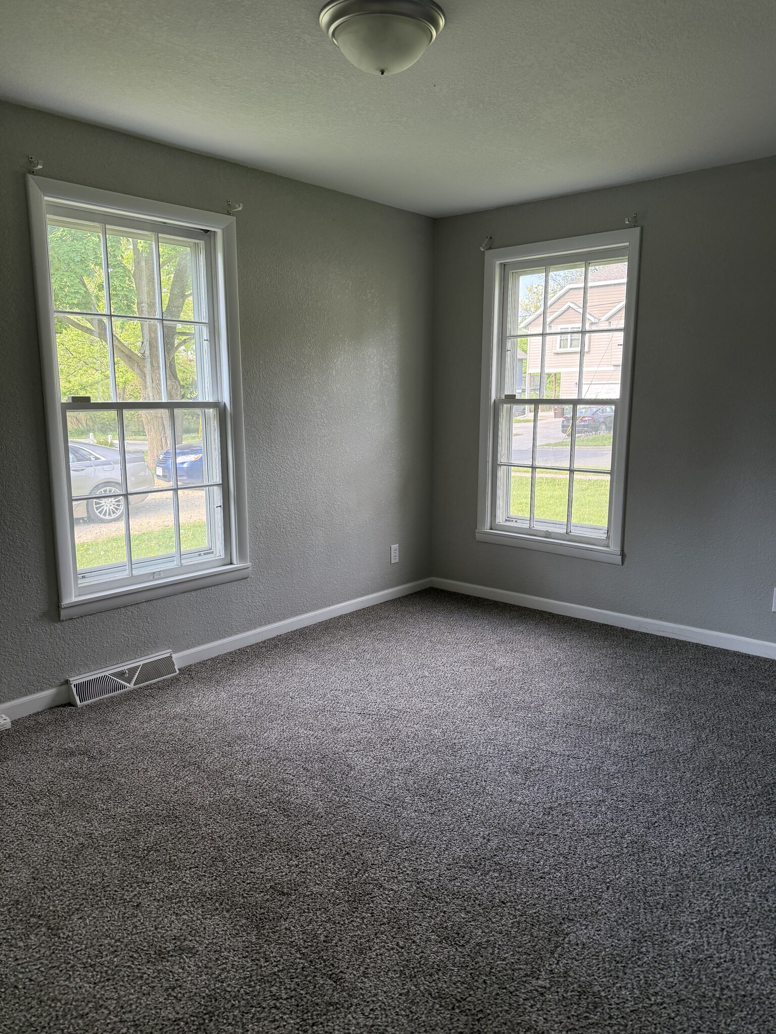Bedroom 1-main floor - 529 S Gault St