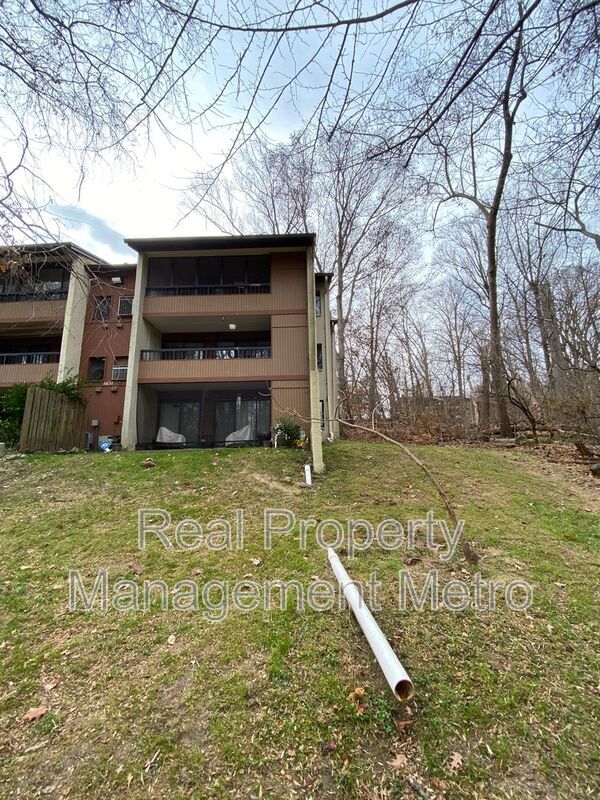 Building Photo - 5657 Harpers Farm Rd