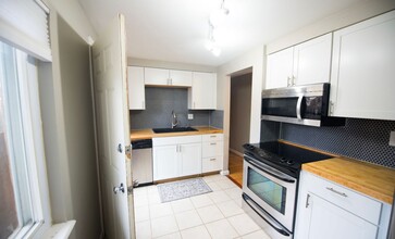 Building Photo - Charming Englewood Home | 3 Bed + 2 Bath Near South Broadway & Harvard Gulch