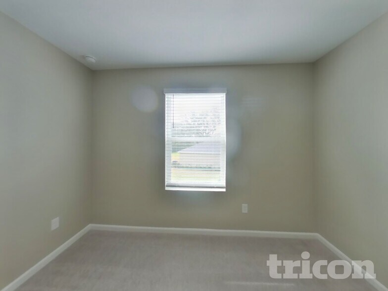 Building Photo - 2873 Grand Finale St