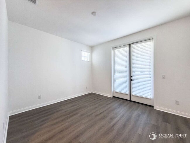 Building Photo - Newly Built 5 Bedroom Home for Rent in Fillmore!