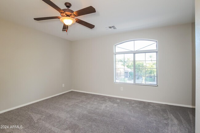 Building Photo - 12510 W Mandalay Ln