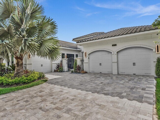 Building Photo - 16732 Strasbourg Ln