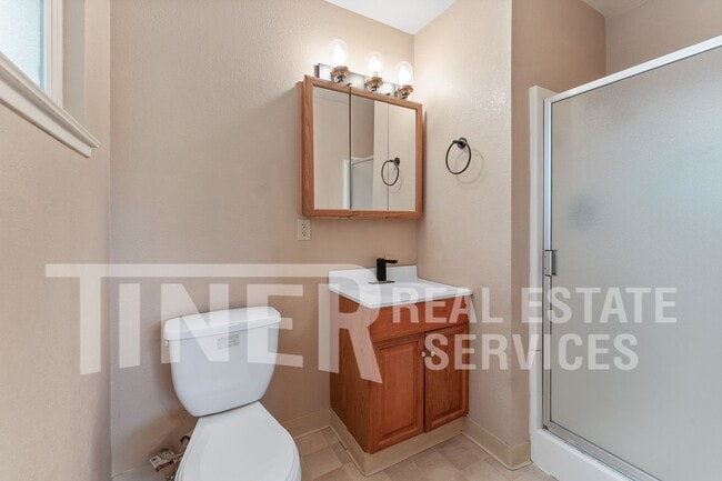 Building Photo - 7519 Westgate Dr