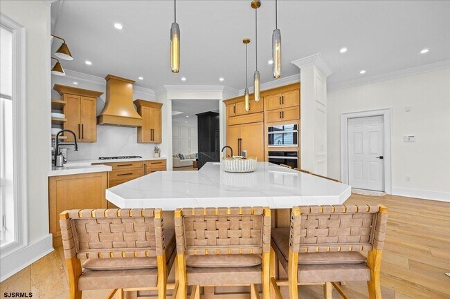 Building Photo - 31 Seaside Ct