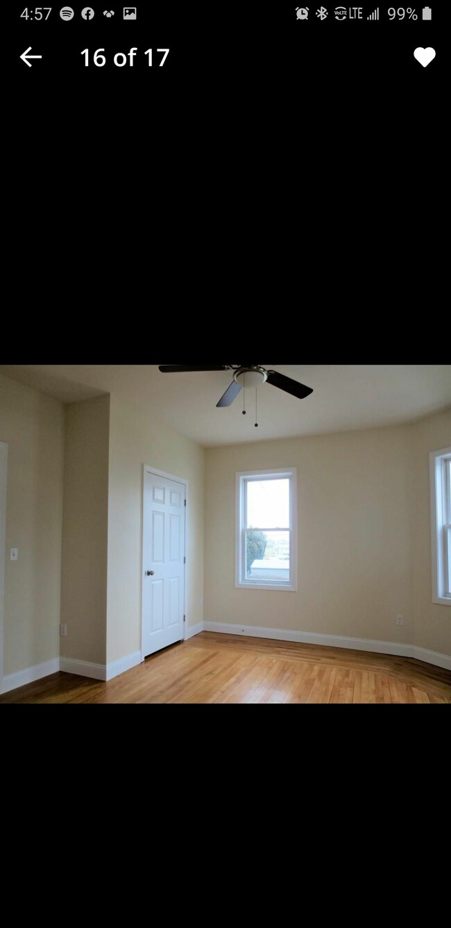 Building Photo - 39 Chesworth St