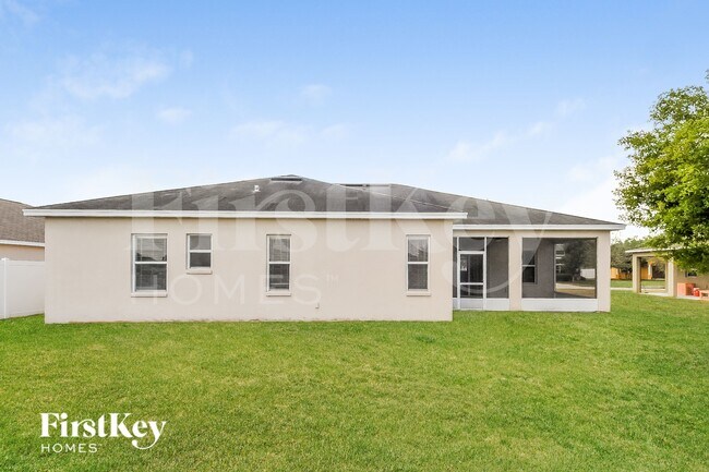 Building Photo - 10611 Carloway Hills Dr