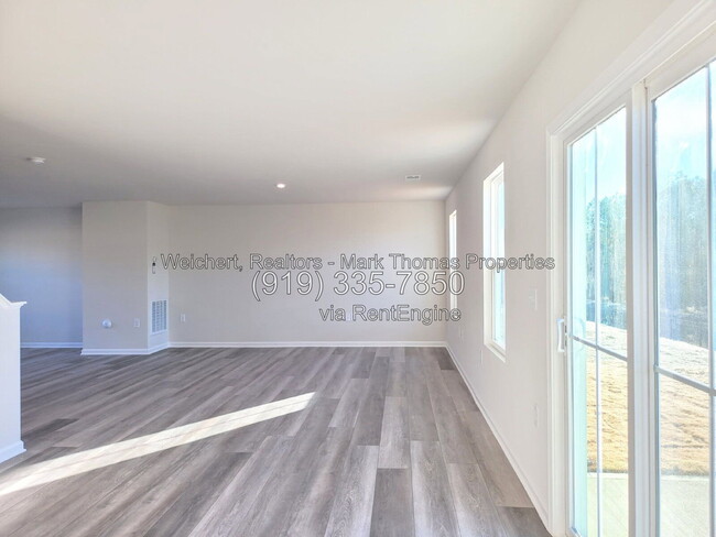 Building Photo - 1117 Bridgewater Dr