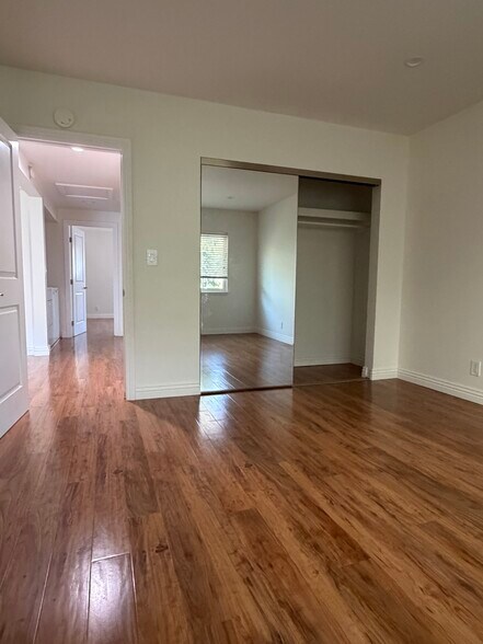 Bedroom 1 - 3052 Honolulu Ave