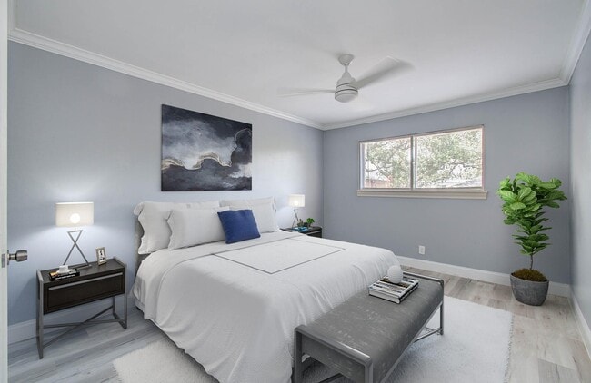 Building Photo - 5208 Arboles Dr