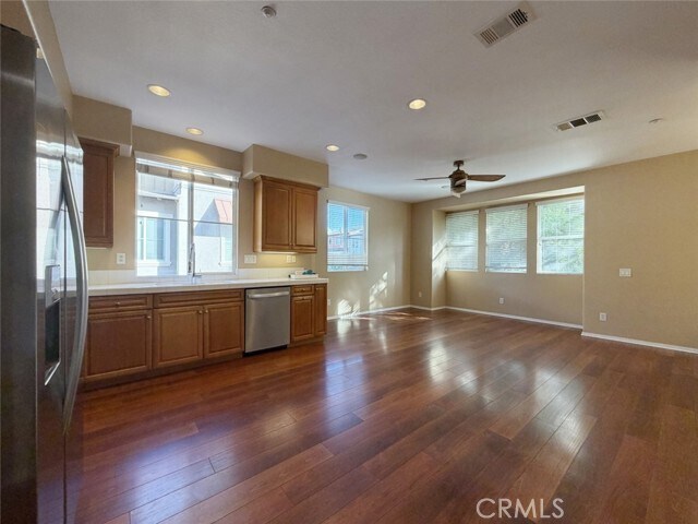 Building Photo - 274 Tustin Field Dr