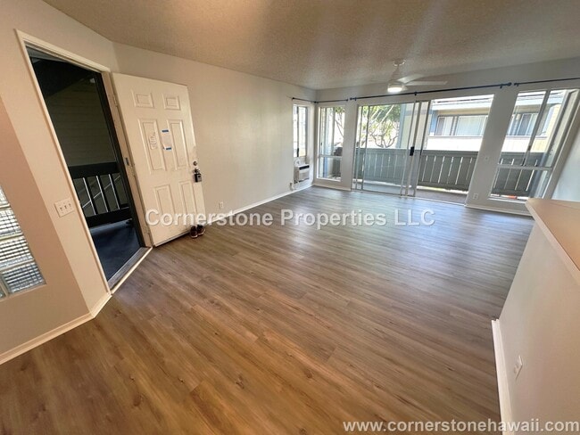 Building Photo - 91-271-271 Hanapouli Cir
