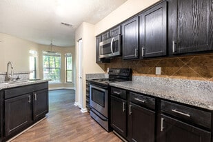 Building Photo - Sorrento Apartment Homes