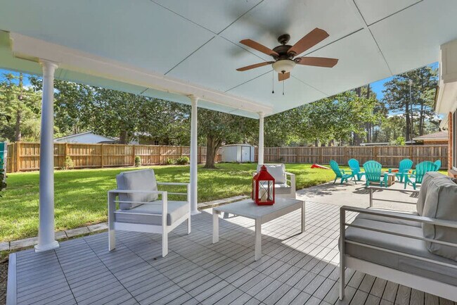 Building Photo - 402 Symons St