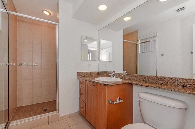 Building Photo - 205 NE 4th Ct.