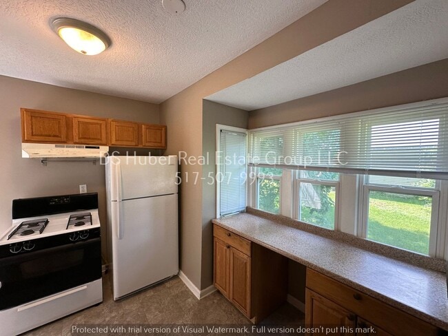 Building Photo - 619 S Magnolia Ave