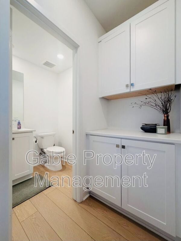 Building Photo - 27465 Viero Pl