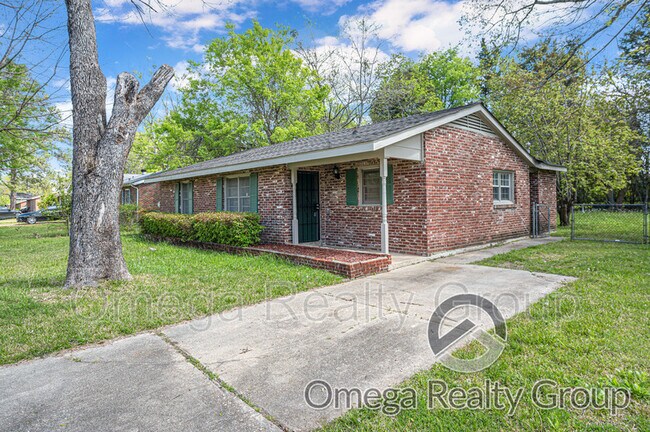 Building Photo - 3241 Elsberry Rd