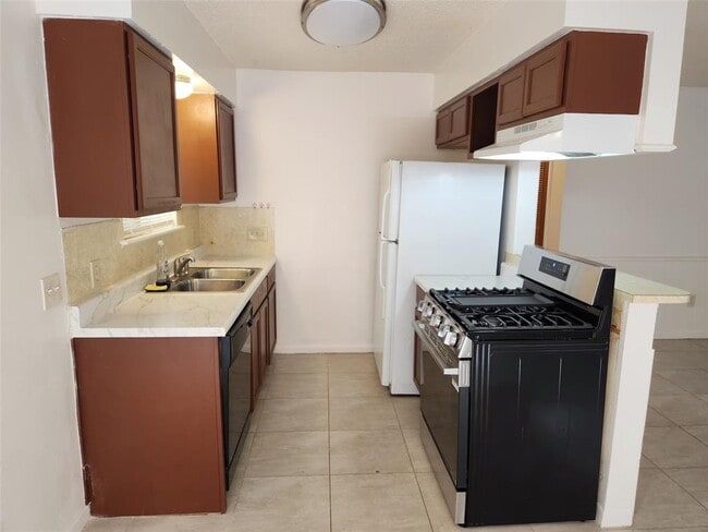 Building Photo - 2404 Audubon Pl