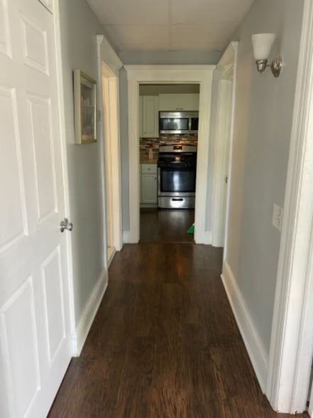 Building Photo - 1 W Franklin St