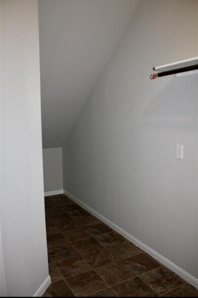 Building Photo - 5107 Misty Ln