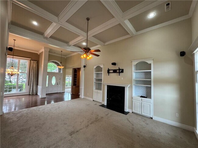 Building Photo - 407 Lyndal Ln