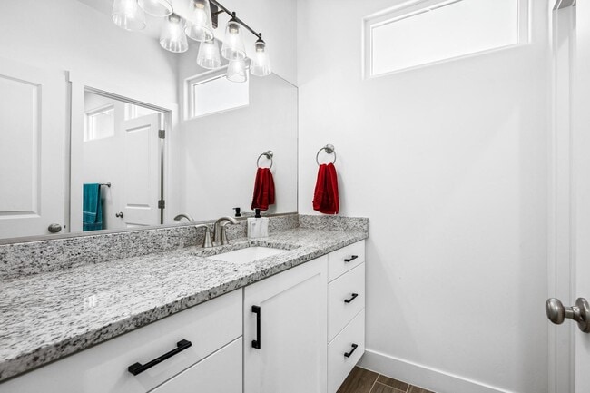 Building Photo - 438 N Stone Mountain Dr