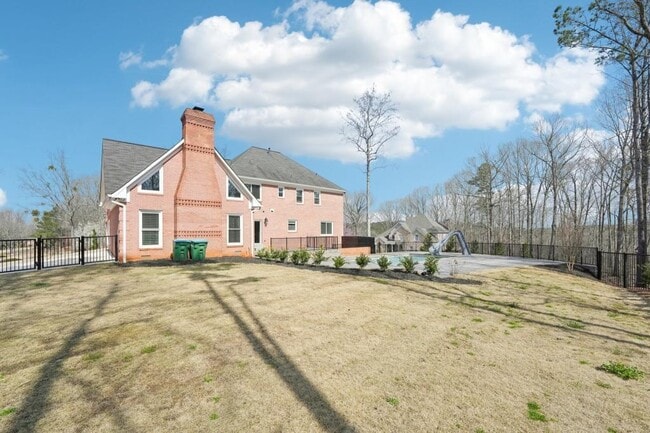 Building Photo - 1600 Spring Arbor Ct