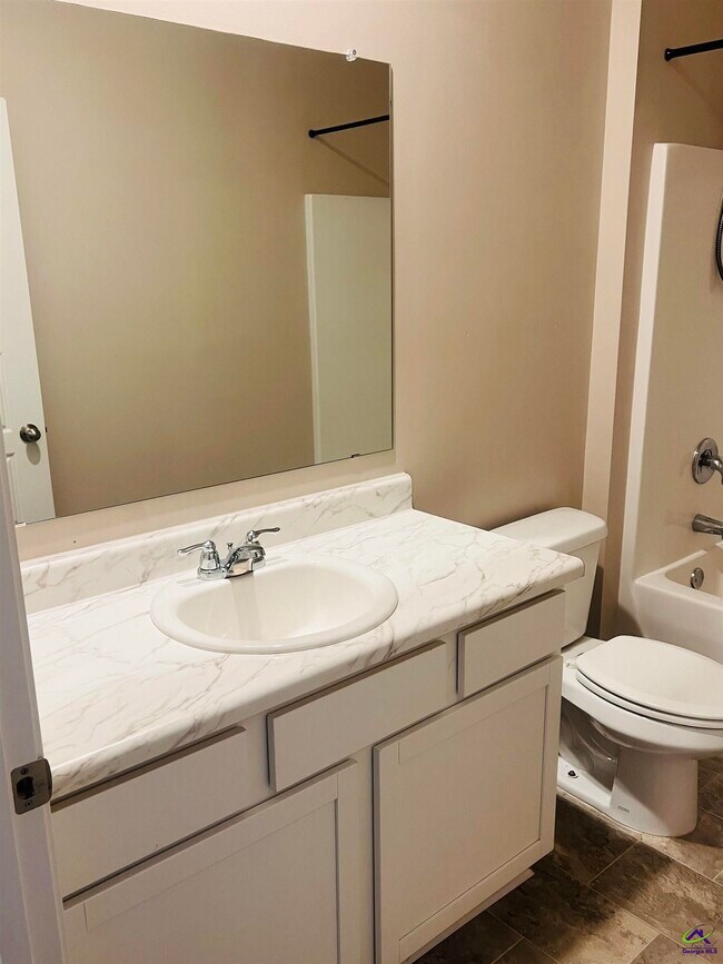 Building Photo - 118 Alton Tucker Sr. Boulevard