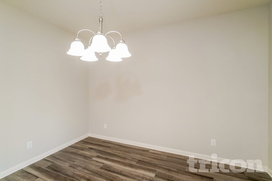 Building Photo - 7411 Boa Holw