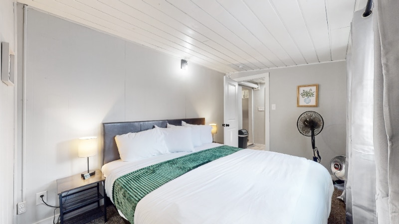 Building Photo - 1217 S Victor St