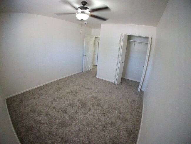Building Photo - (596) 2905 N. Third Street Unit #1