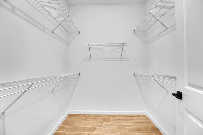 Building Photo - 4572 Nautilus Cir