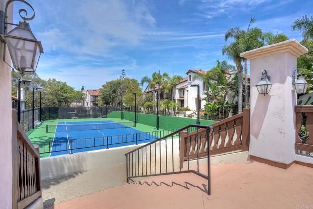 Building Photo - 8608 Villa La Jolla Dr
