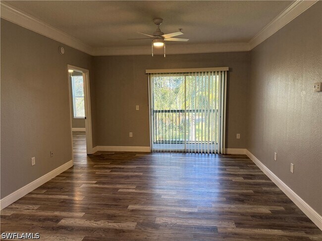 Building Photo - 11571 Villa Grand