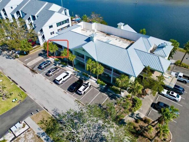 Building Photo - 611 Destiny Dr