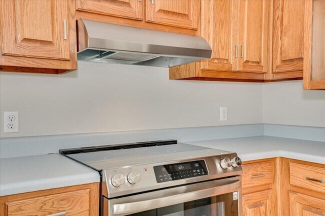 Building Photo - 4159 Saddle Horn Dr
