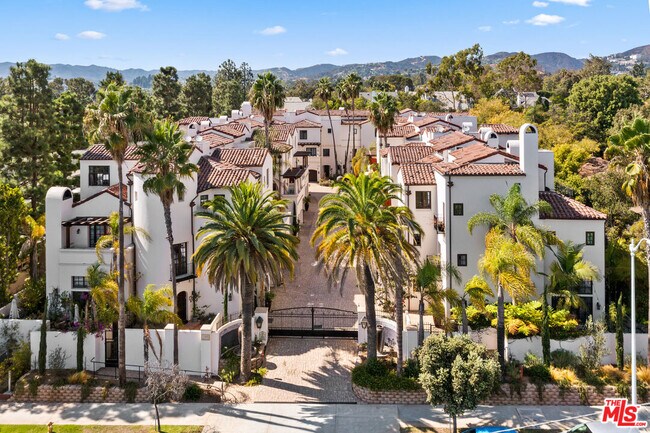 Building Photo - 11937 Sunset Blvd