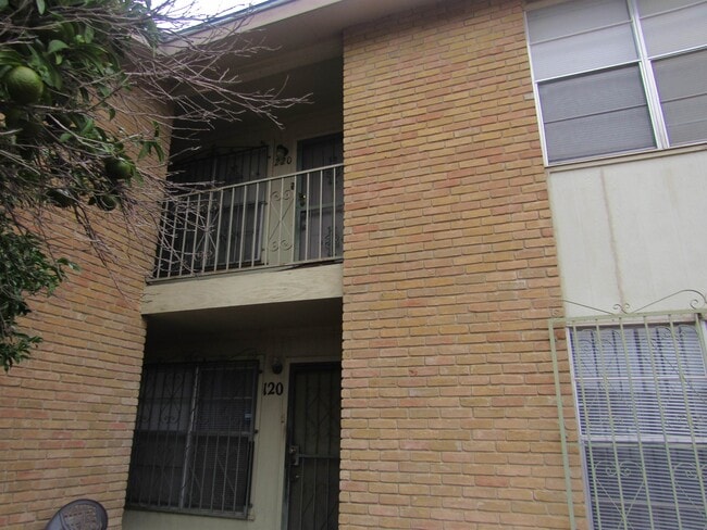 Primary Photo - 5302 Springfield Ave