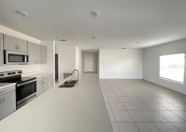 Building Photo - 225 Aquamarine Ln