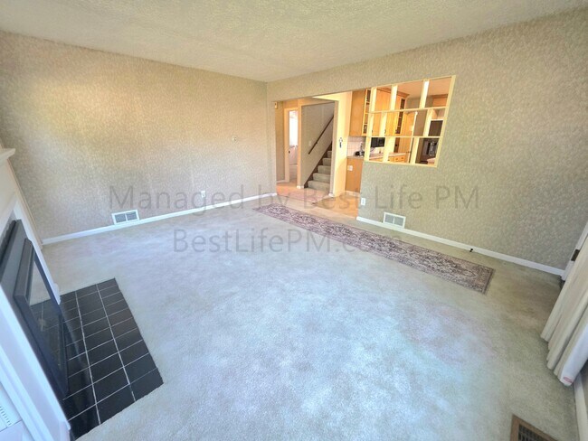 Building Photo - 4526 NE 77th Ave