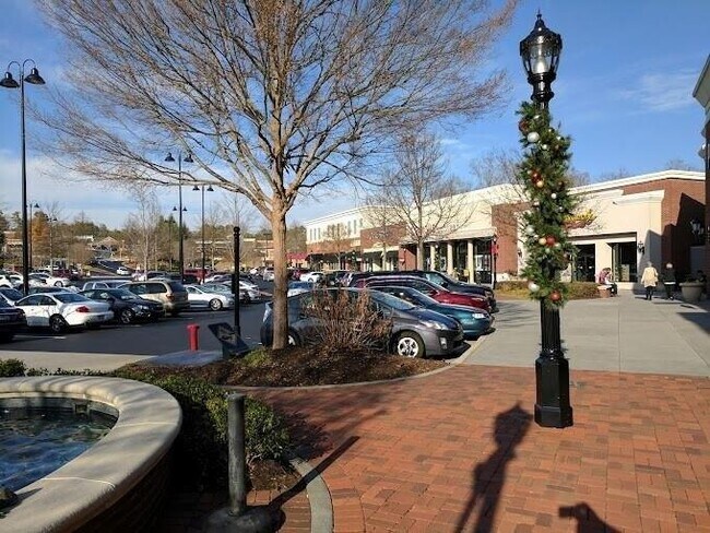 Building Photo - 4283 E Paulding Dr