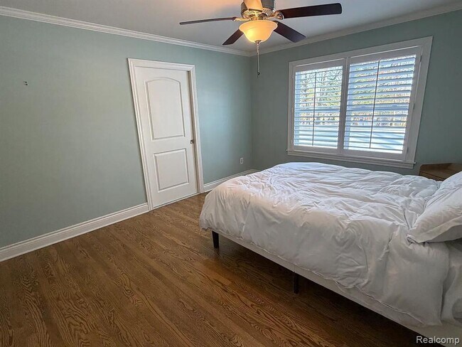 Building Photo - 4495 Maybee Rd