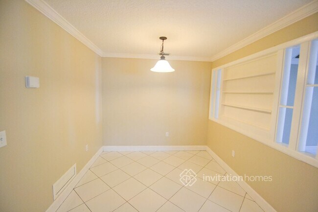 Building Photo - 540 Matilda Pl