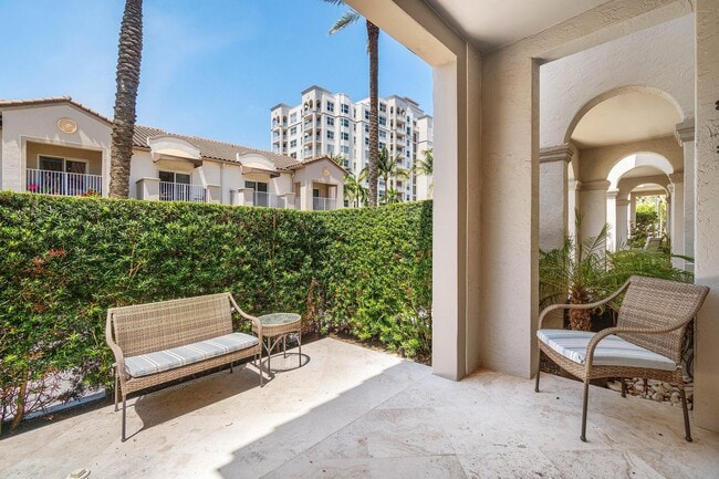 Building Photo - 3604 S Ocean Blvd