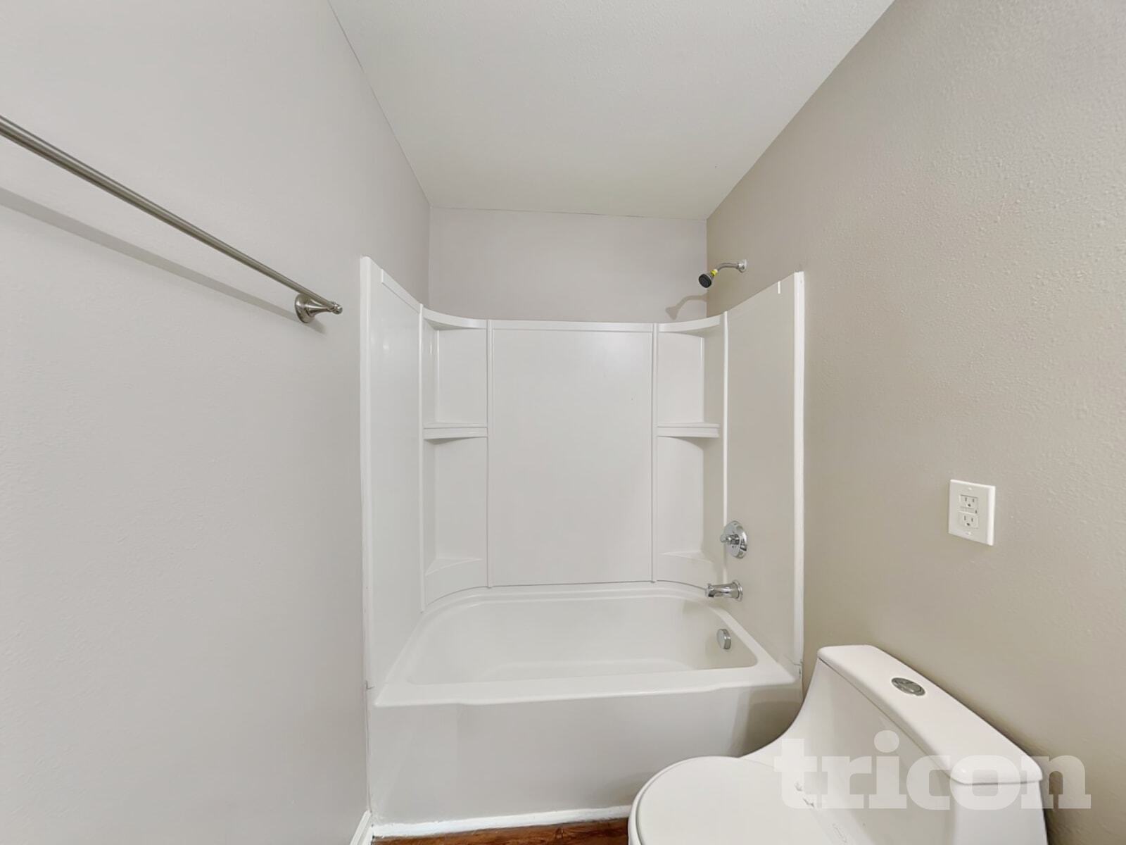 Building Photo - 2918 Tall Oaks Dr