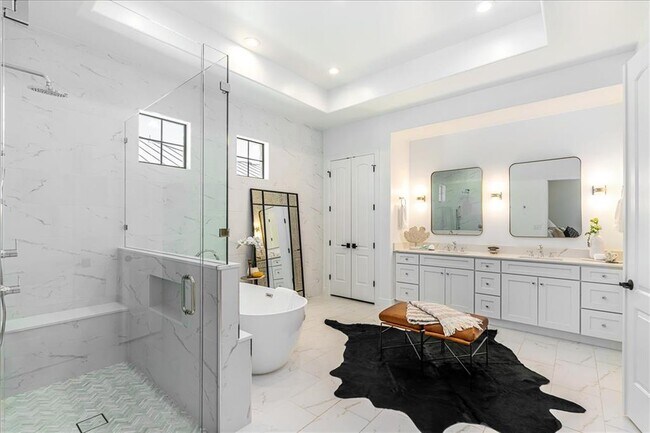 Building Photo - 213 Black Wolf Run