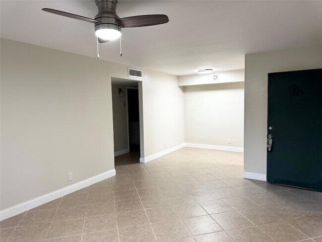 Building Photo - 10717 Cleary Blvd