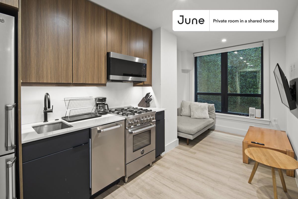 Building Photo - Room in Shared 4 bed/2 bath home in Dupont Circle