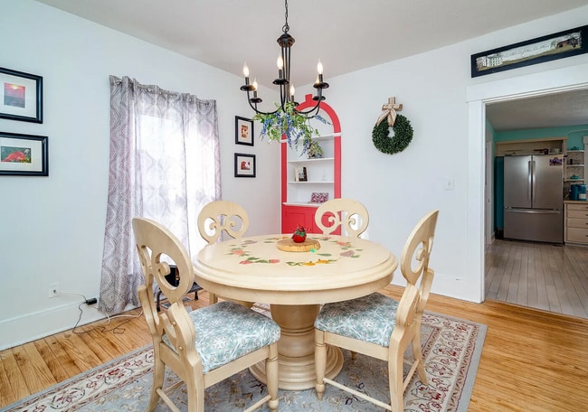 Building Photo - 111 E Jackson St